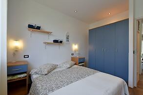 Apartment 1877