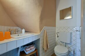 Apartment 1877