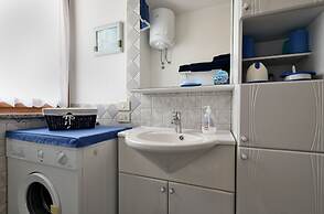 Apartment 1877