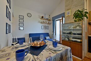 Apartment 1877