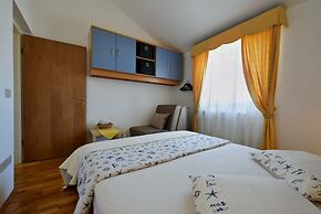 Apartment 1877