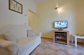 Apartment 1877