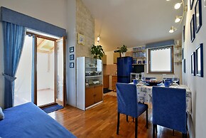 Apartment 1877