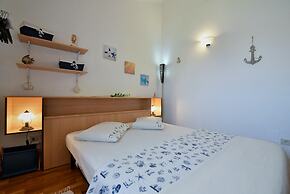 Apartment 1877