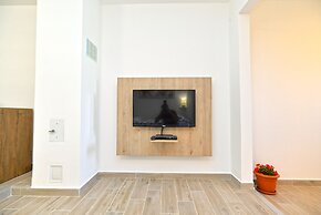 Apartment 1890