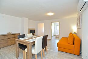Apartment 1890