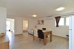 Apartment 1890