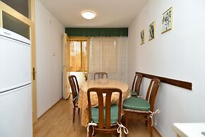 Apartment 1905