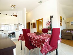 Apartment 1932
