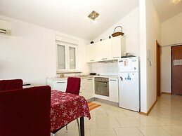 Apartment 1932