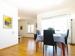 Apartment 1932