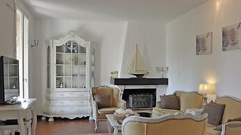 Villa in Frejus With Pool Near Beach