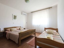 Nice Apartment With Private Roofed Terrace, Near the Sea and National