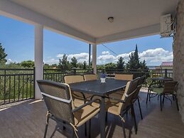 Nice Apartment With Private Roofed Terrace, Near the Sea and National