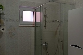 Nice Apartment With Private Roofed Terrace, Near the Sea and National