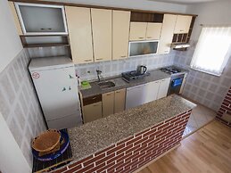 Nice Apartment With Private Roofed Terrace, Near the Sea and National