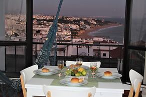 Cerro Albufeira sea View