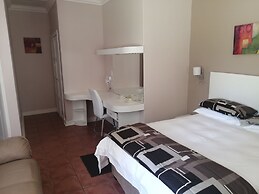 Thatchers Guest Rooms