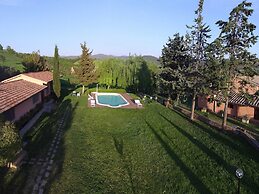 Belvilla by Oyo Sei Orcia