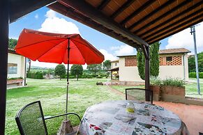 Country House With Pool and Court