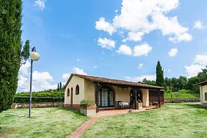 Country House With Pool and Court