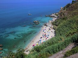 Belvilla by Oyo Bottone