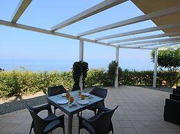 Belvilla by Oyo Bottone