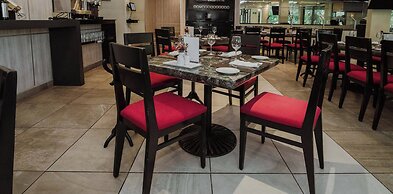 HS HOTSSON Hotel Tampico