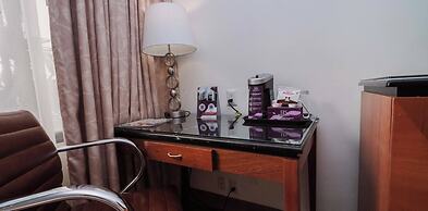 HS HOTSSON Hotel Tampico