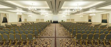 HS HOTSSON Hotel Tampico