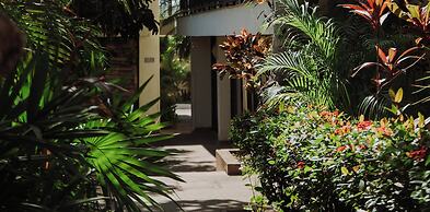 HS HOTSSON Hotel Tampico