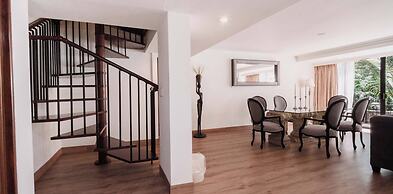 HS HOTSSON Hotel Tampico