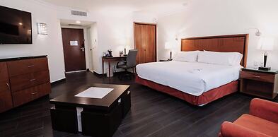 HS HOTSSON Hotel Tampico