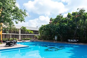 HS HOTSSON Hotel Tampico