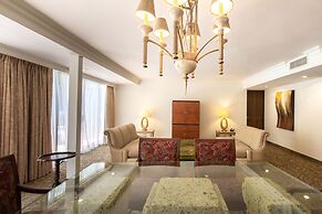 HS HOTSSON Hotel Tampico