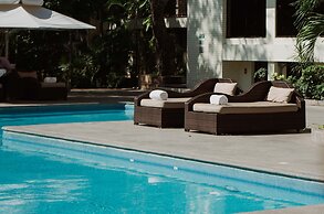 HS HOTSSON Hotel Tampico