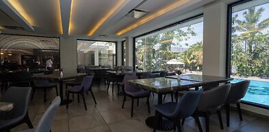 HS HOTSSON Hotel Tampico