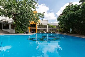 HS HOTSSON Hotel Tampico