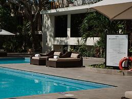 HS HOTSSON Hotel Tampico