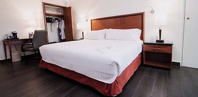 HS HOTSSON Hotel Tampico