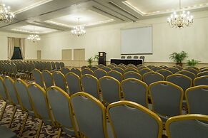 HS HOTSSON Hotel Tampico