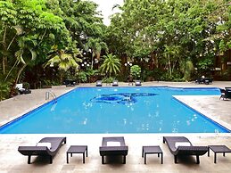 HS HOTSSON Hotel Tampico