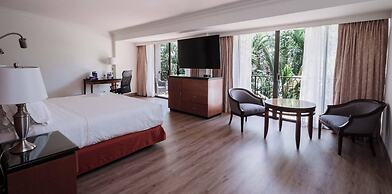 HS HOTSSON Hotel Tampico