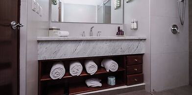 HS HOTSSON Hotel Tampico