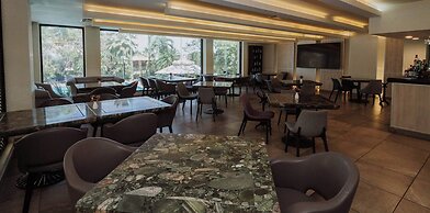 HS HOTSSON Hotel Tampico