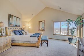 Skyway-extravagant & Luxury Views W/deck & Bar