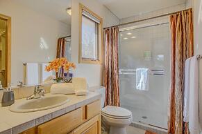 Skyway-extravagant & Luxury Views W/deck & Bar