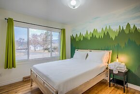 Stir Crazy! Bike Trails, Dogs OK, Food & Nightlife