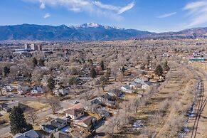 Stir Crazy! Bike Trails, Dogs OK, Food & Nightlife