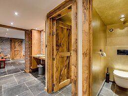 Imposing Holiday Home in Vielsalm